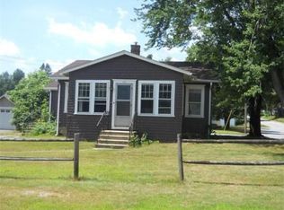 215 Holden St, Worcester, MA 01606