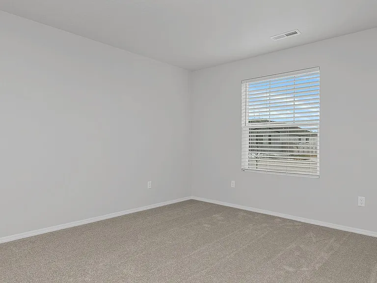 1786 E Kentucky Ave — Photo 18