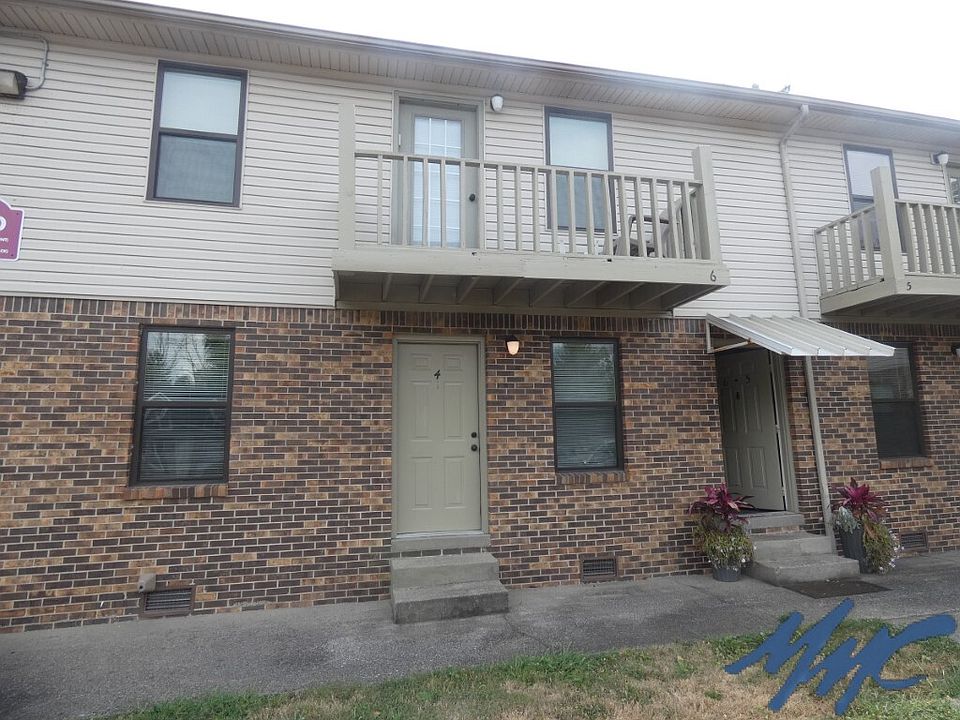 1st image of 930 Palmer Dr #4