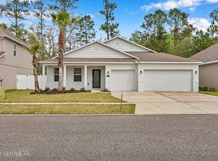 1569 PASO FINO Drive, Jacksonville, FL 32218