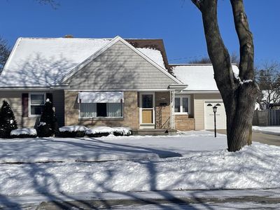 1412 Cherry ROAD, Manitowoc, WI, 54220