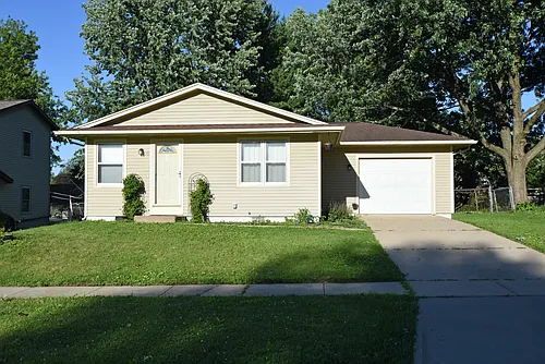 30 Bayberry Ln Photo 1