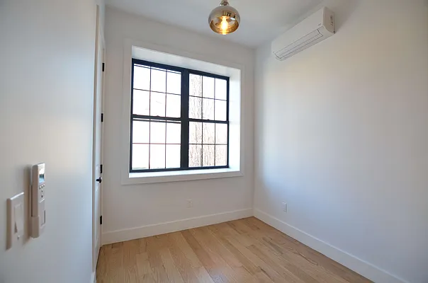 Rented by Miron Realty Group | media 37