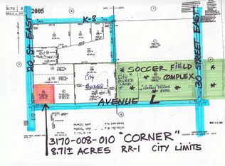 On 20th St E, Lancaster, CA 93535