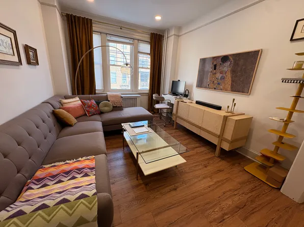 41 64th St #1, West New York, NJ 07093