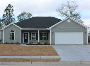 117 Dayglow Dr, Loris, SC 29569