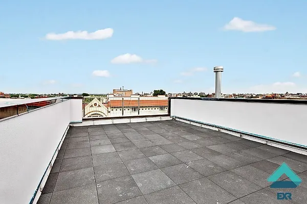 Rented by EXR | media 47