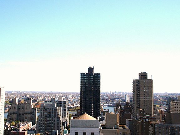 Far above the city sounds a panaoramic view abounds.