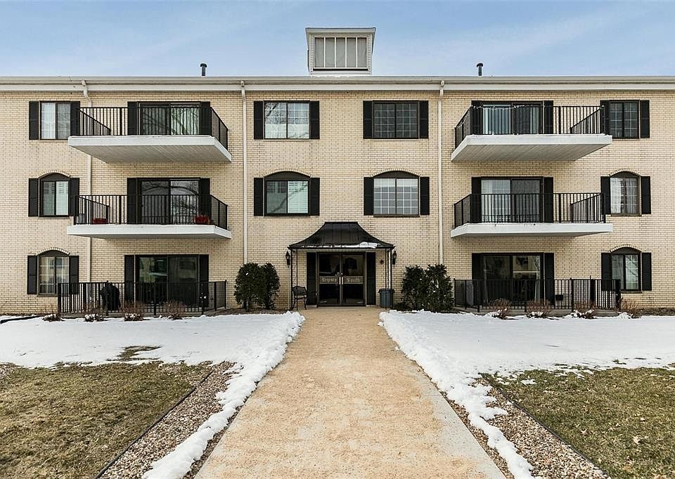 1st image of 100 Thompson Dr SE APT 312