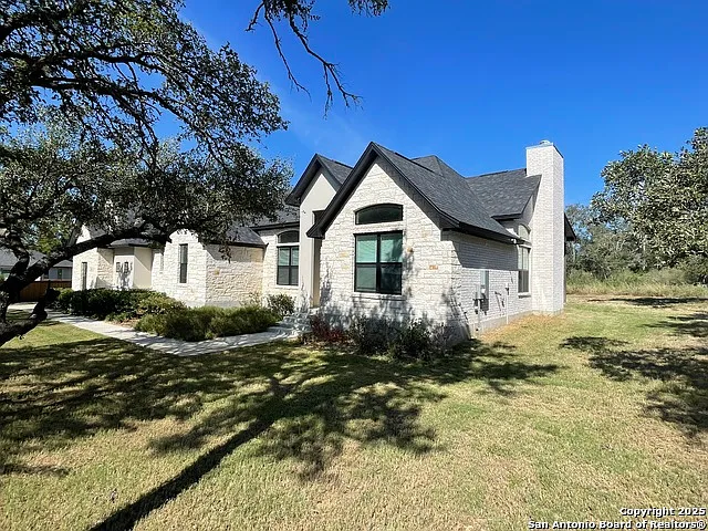 399 Bauer Ln — Photo 3