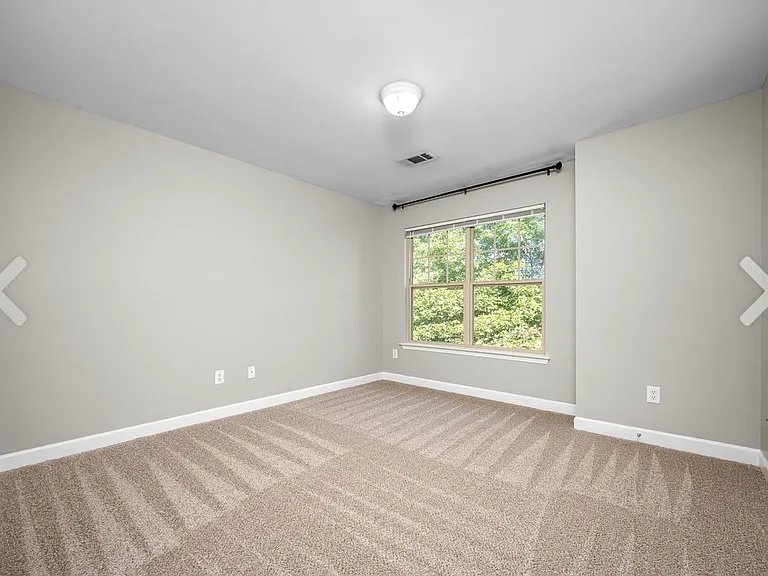 105 4th Ave #105 — Photo 6