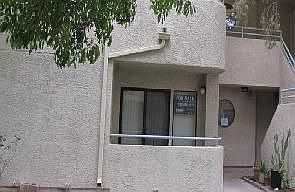 5th image of 810 N Sloan Ln APT 102