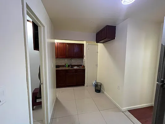 Sold by Homemax Realty Inc. | media 9