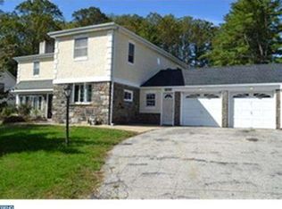 2710 Old Cedar Grove Rd, Broomall, PA 19008