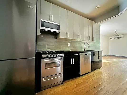 Rented by Doorway NYC, LLC | media 24