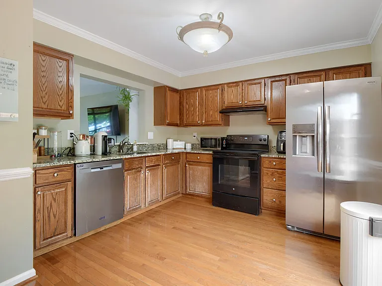 26 White Pine Ct — Photo 11
