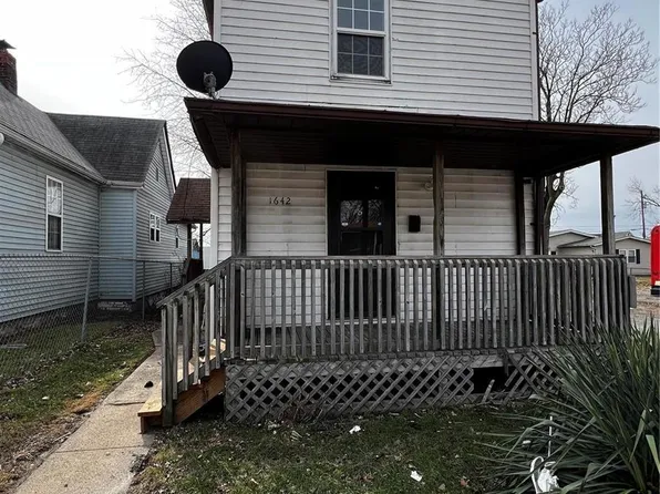 1642 3rd St, Madison, IL 62060