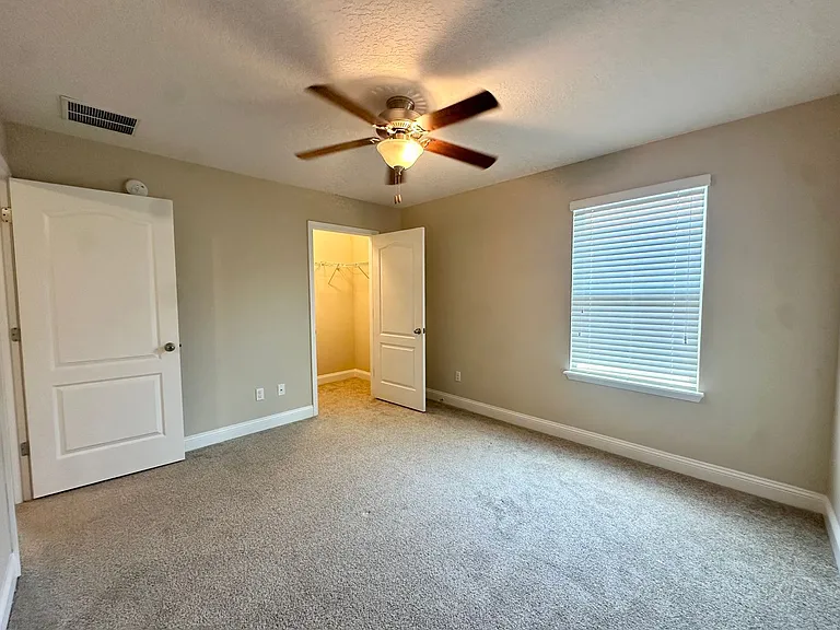 481 Shetland Dr — Photo 30