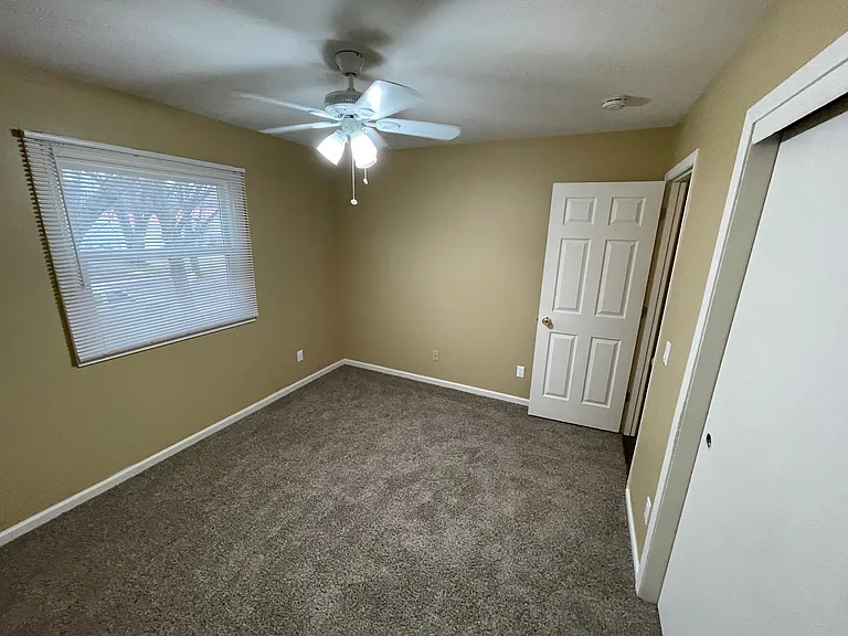2030 Adderbury Ln — Photo 9
