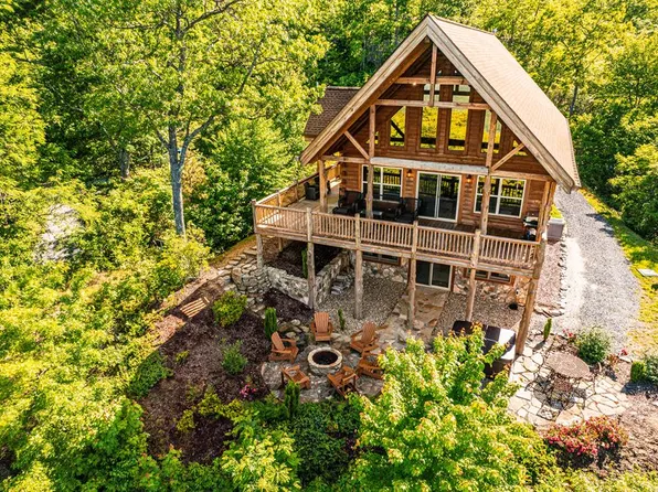 2671 Alarka Highlands Dr, Bryson City, NC 28713