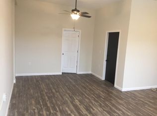 14 1/2 Chapman St, Greenfield, MA 01301