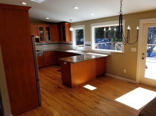 7703 NE 203rd St, Kenmore, WA 98028