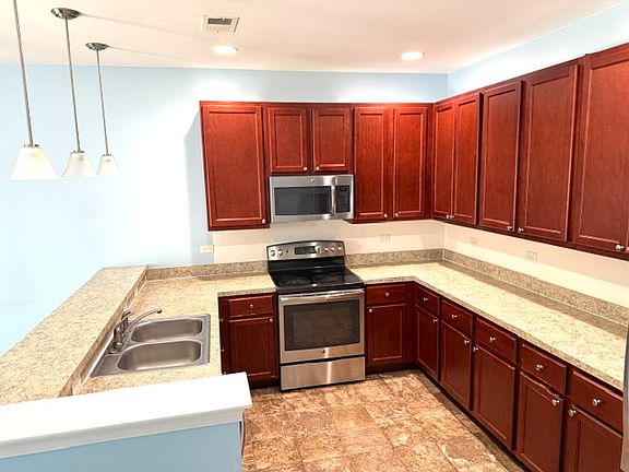4th image of 4529 Turnworth Arch #1
