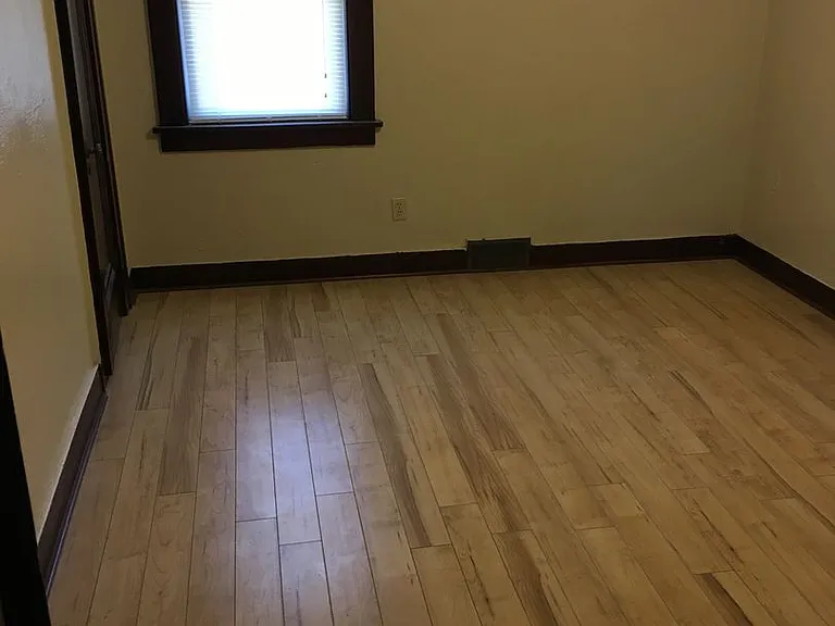 702 Fairview Ave — Photo 9