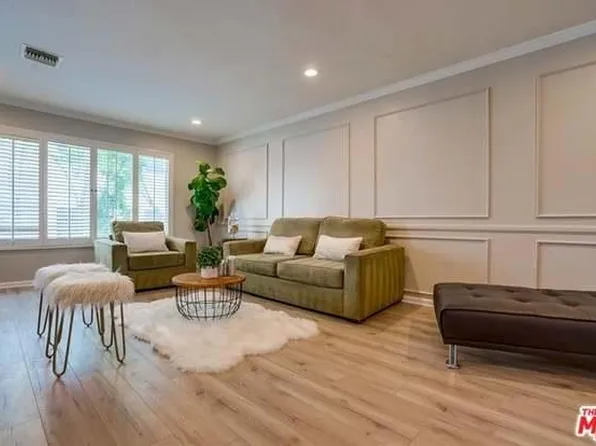 321 N Palm Dr APT 5, Beverly Hills, CA 90210