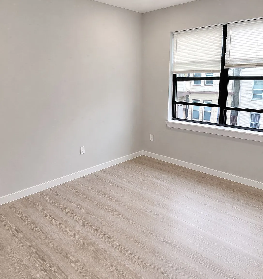 1 bed, $1,718 — Photo 4
