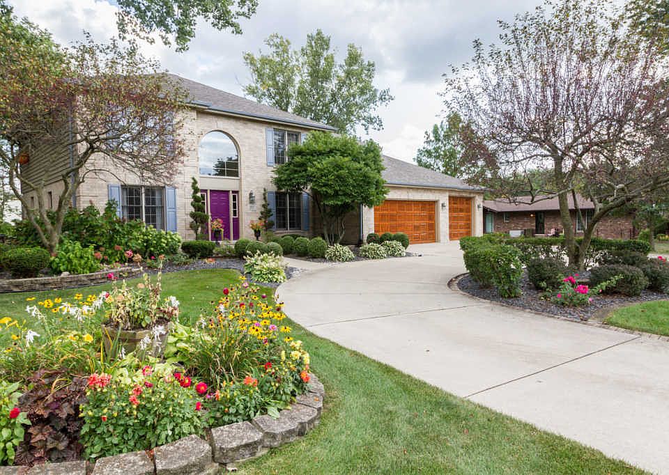 1st image of 21025 London Dr