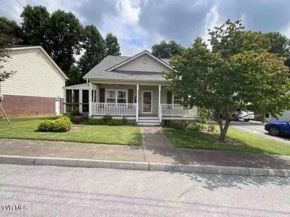 215 Main Street Village Dr, Jonesborough, TN 37659