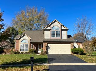 1764 Copperfield Ln, Crystal Lake, IL 60014