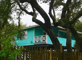 607 N 4th St, Fulton, TX 78358