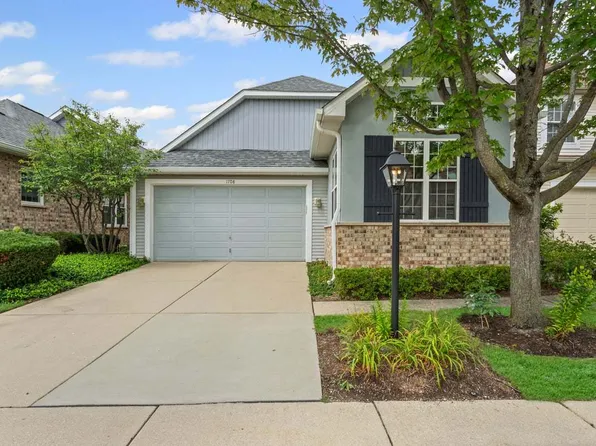 1708 Fairfax Ln, Villa Park, IL 60181