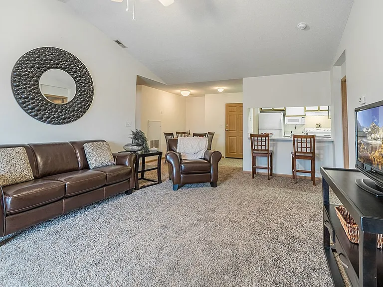 Northbrook Apartments — Photo 181