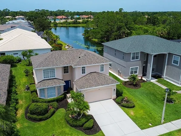 7462 Featherstone Blvd, Sarasota, FL 34238