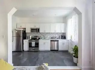 243 E 26th St #4C, Brooklyn, NY 11226