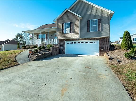 2nd image of 6088 Little River Ct