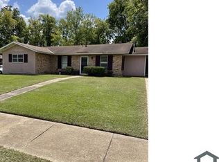 4052 Brighton Rd, Montgomery, AL 36116
