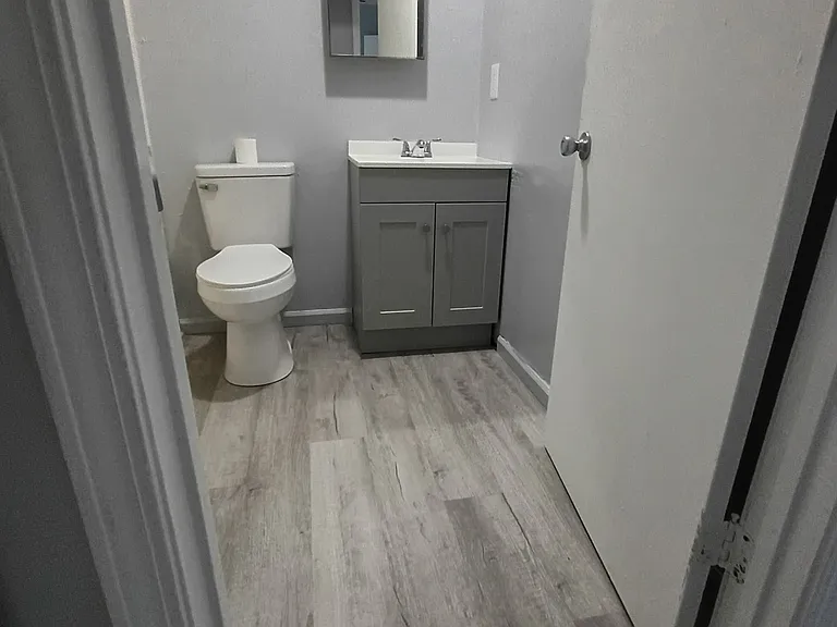 625 Village Ln #5 — Photo 9