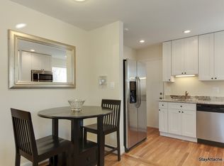 701 19th St S, Arlington, VA 22202