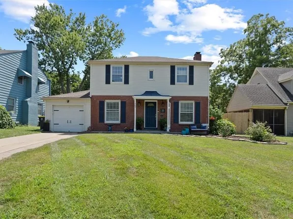 705 E 70th St, Kansas City, MO 64131