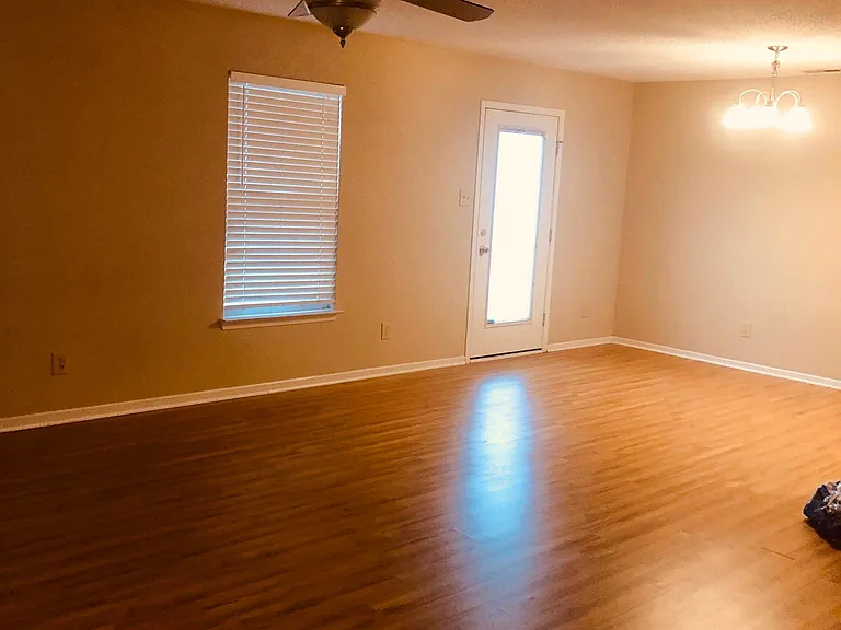 12198 Maize Dr — Photo 4