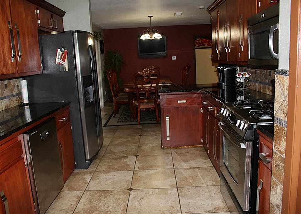 5634 Mackinaw Rd, Houston, TX 77053 Zillow