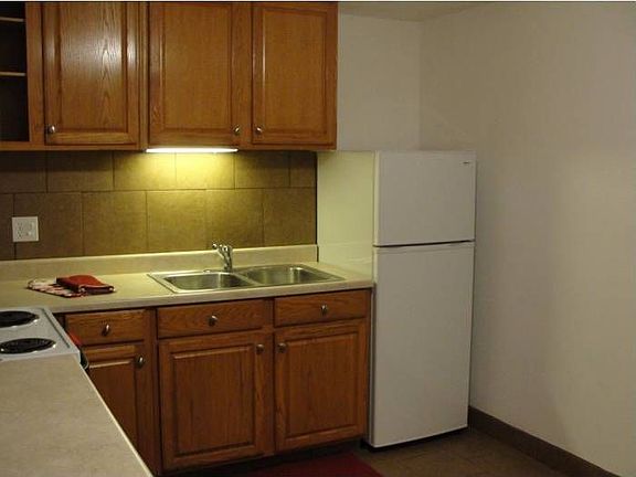 Kitchen - New Tile!