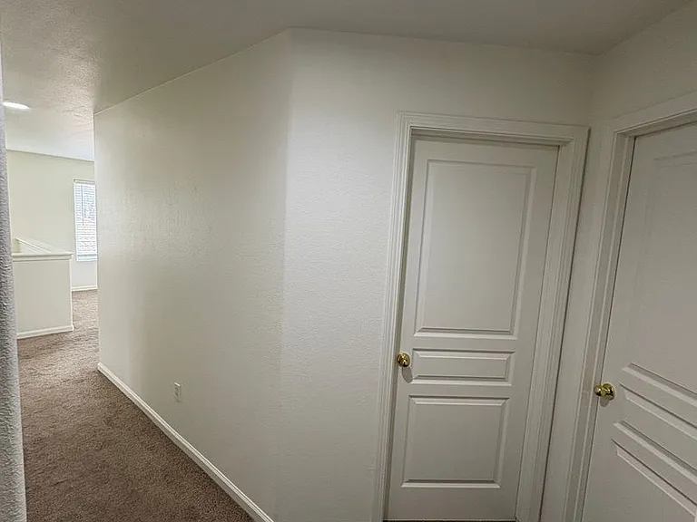 5928 W Whitley Ave — Photo 27