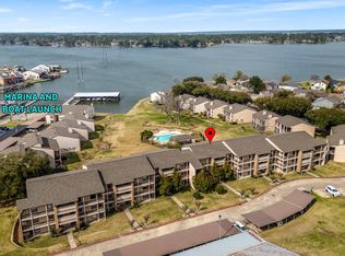 308 Lakeview Ter UNIT 308-D, Montgomery, TX 77356