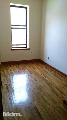 Rented by Mdrn Residential | media 6