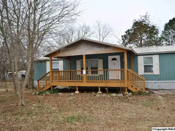 122 Danridge Dr, Hazel Green, AL 35750